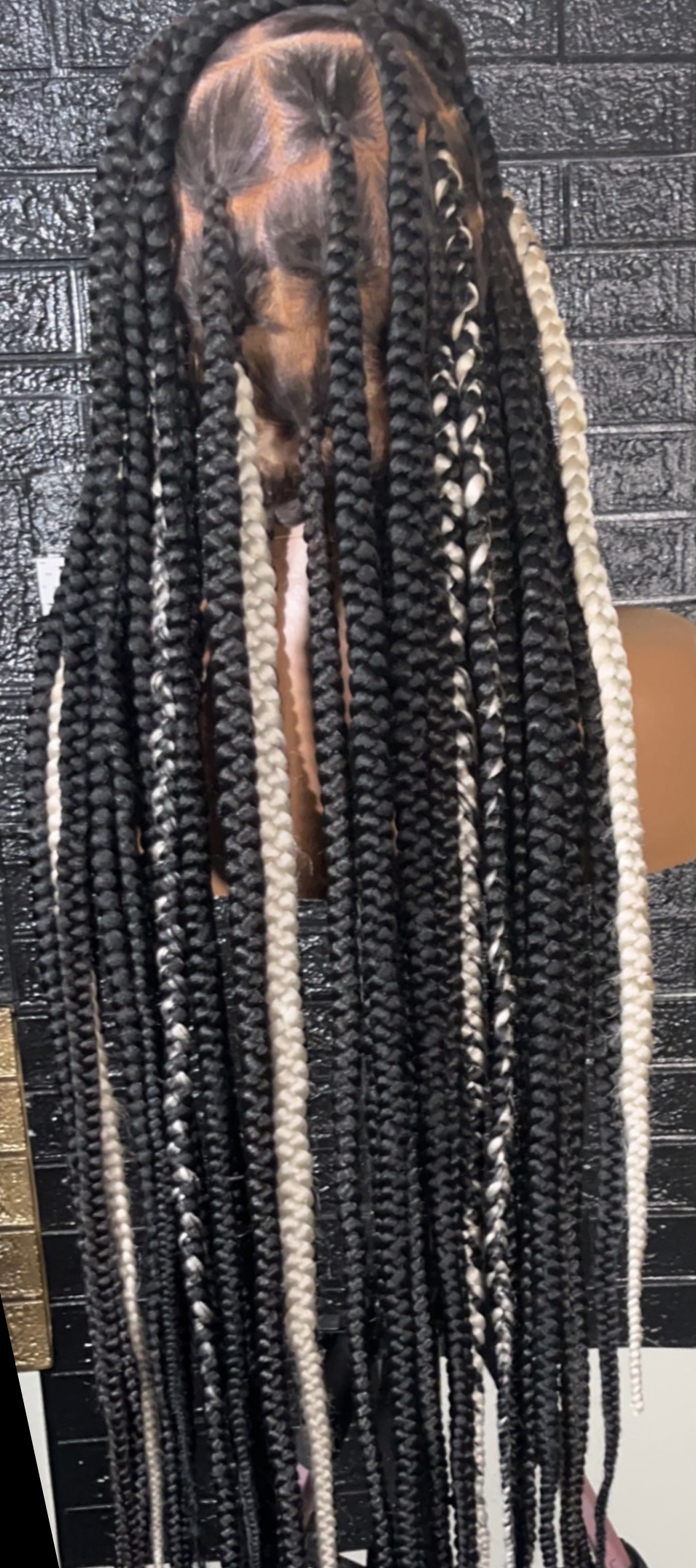 DALLAS| Knotless Box Braids – Crown Me Gold